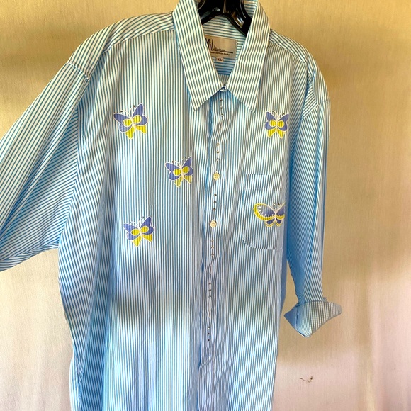 Butterfly / bedazzle Blue striped button up - Picture 1 of 5
